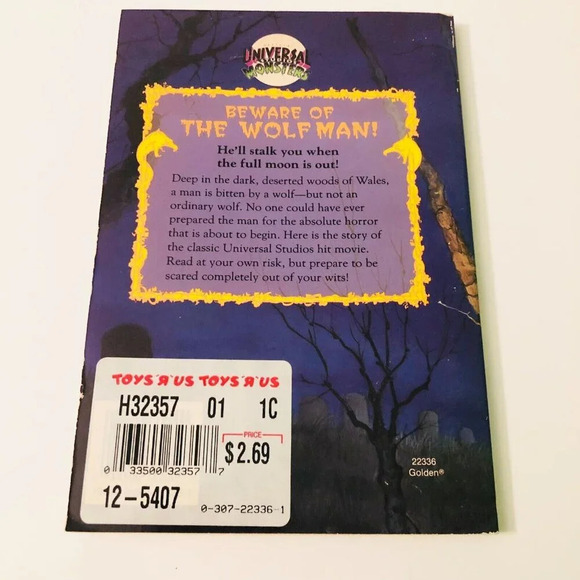 Vintage 1992 Universal Studios Monsters  Presents The Wolf Man Book with Poster - Picture 13 of 14